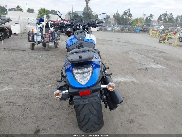 2022 SUZUKI VZR1800 JS1VY53A0N7100429 Photo 5