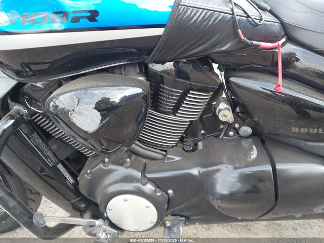 2022 SUZUKI VZR1800 JS1VY53A0N7100429 Photo 8