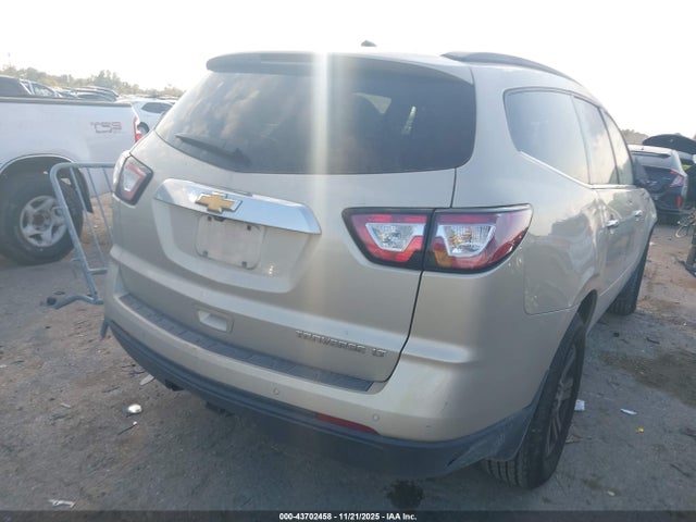 2015 CHEVROLET TRAVERSE 1GNKRHKD7FJ369106 Photo 3