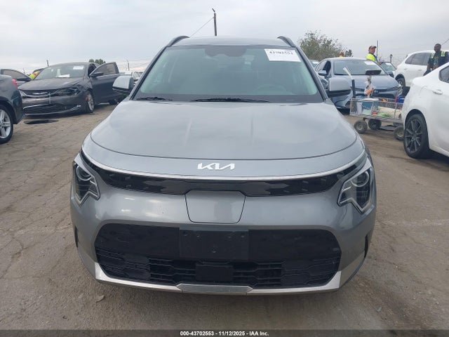 KNDCR3L11R5122388 KIA Niro