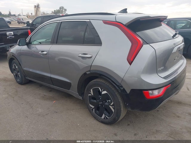 KNDCR3L11R5122388 KIA Niro