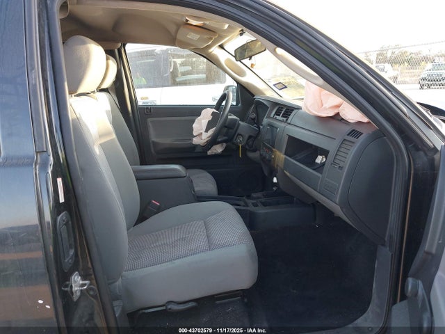 2010 DODGE DAKOTA 1D7CE2BK9AS184066 Photo 4