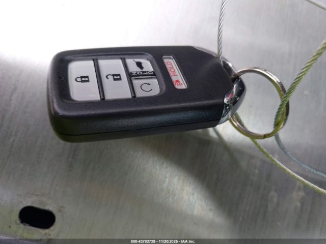 2017 HONDA CR-V 7FARW1H8XHE035507 Photo 10