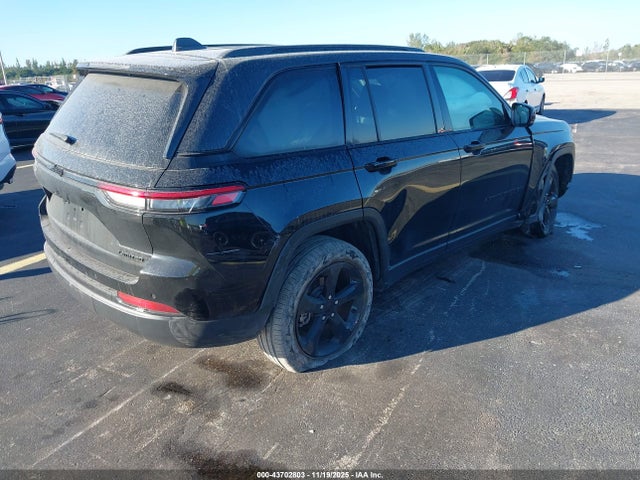 2024 JEEP GRAND CHEROKEE 1C4RJGBG9RC708900 Photo 3