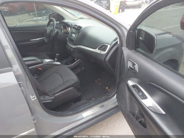 2019 DODGE JOURNEY 3C4PDCBB4KT833583 Photo 4