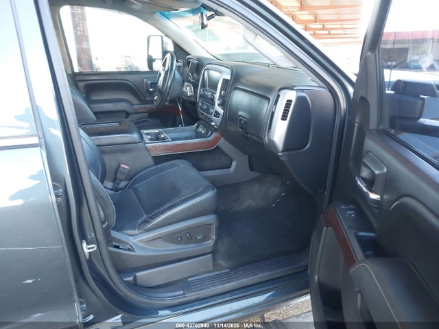 3GTU2NEC5HG186587 GMC Sierra 1500 Slt