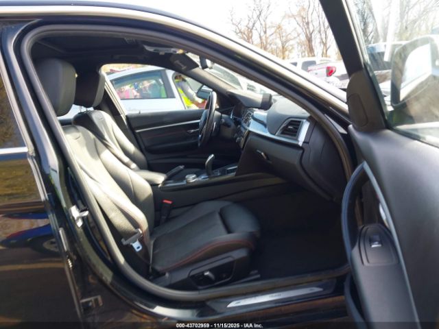 2018 BMW 330I WBA8D9C54JA616344 Photo 4