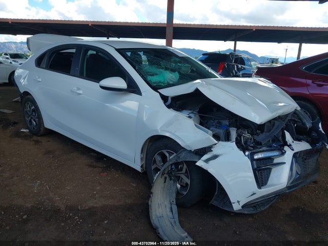 Продаж на аукціоні авто 2021 Kia Forte Lxs, vin: 3KPF24AD8ME293270, номер лоту: 43702964