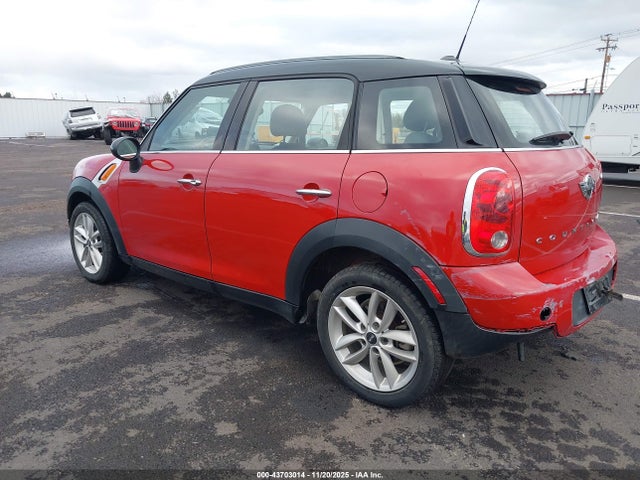 2013 MINI COUNTRYMAN WMWZB3C52DWM31420 Photo 2