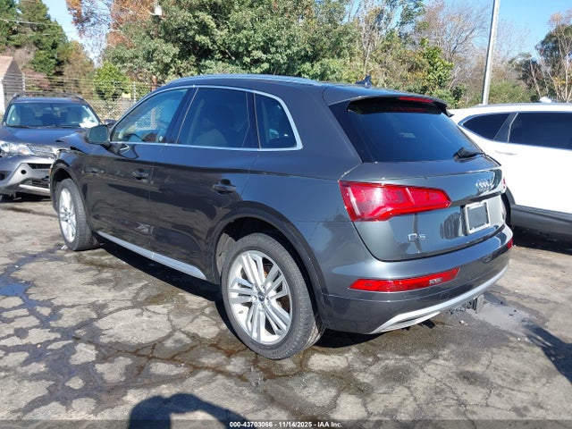 2018 AUDI Q5 WA1BNAFY4J2069402 Photo 2