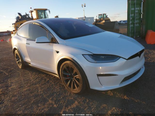 2024 TESLA MODEL X 7SAXCBE60RF440557 Photo 0