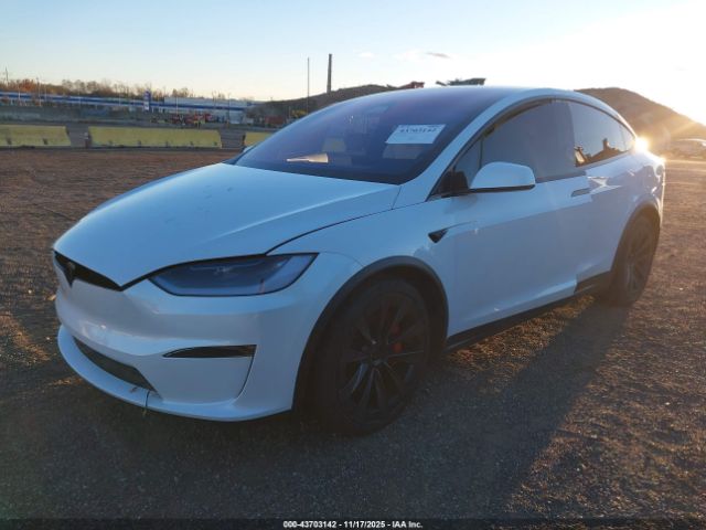 2024 TESLA MODEL X 7SAXCBE60RF440557 Photo 1