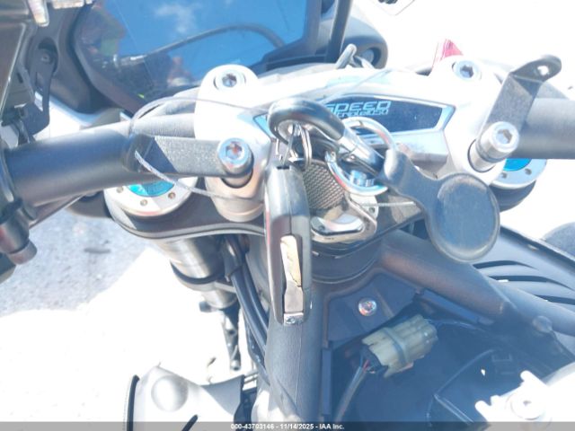 2020 TRIUMPH MOTORCYCLE SPEED TRIPLE SMTN53P46LJ970419 Photo 10