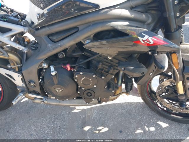 2020 TRIUMPH MOTORCYCLE SPEED TRIPLE SMTN53P46LJ970419 Photo 7