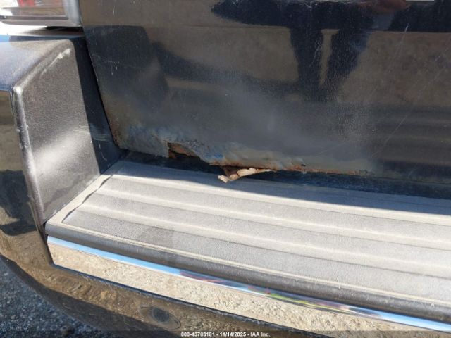 2011 GMC YUKON XL 1500 1GKS2MEF3BR145513 Photo 5