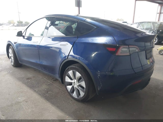 2023 TESLA MODEL Y 7SAYGAEE9PF873897 Photo 2