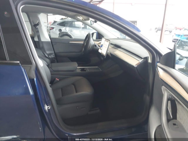 2023 TESLA MODEL Y 7SAYGAEE9PF873897 Photo 4