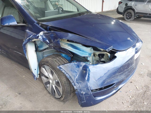2023 TESLA MODEL Y 7SAYGAEE9PF873897 Photo 5