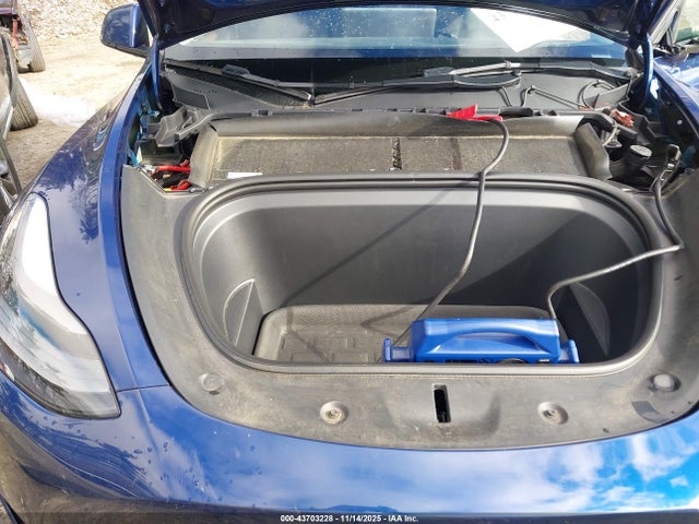 2023 TESLA MODEL Y 7SAYGDED9PF931970 Photo 9