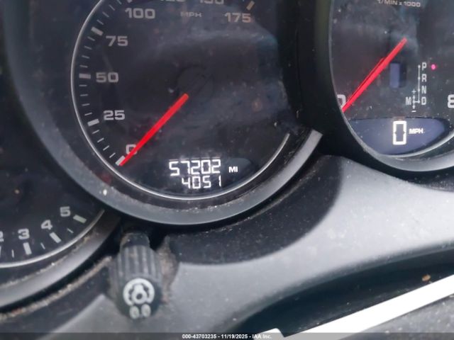 2017 PORSCHE CAYENNE WP1AA2A23HKA83998 Photo 6