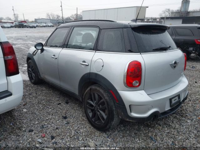 2011 MINI COOPER S COUNTRYMAN WMWZC3C57BWL79423 Photo 2