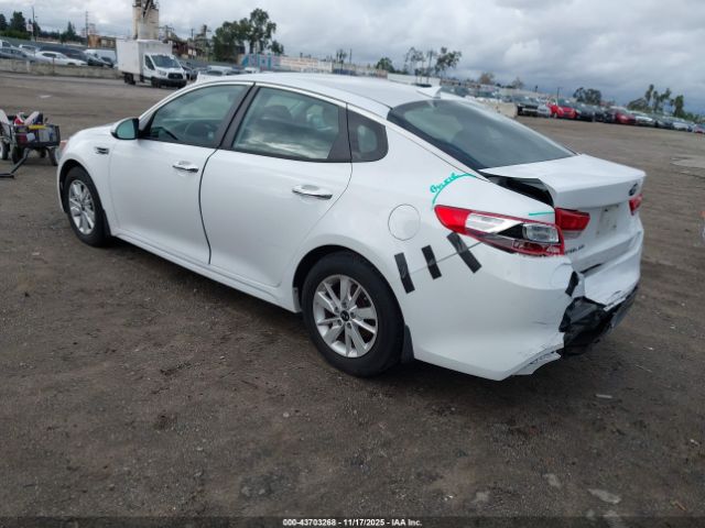 2016 KIA OPTIMA 5XXGT4L37GG035324 Photo 2