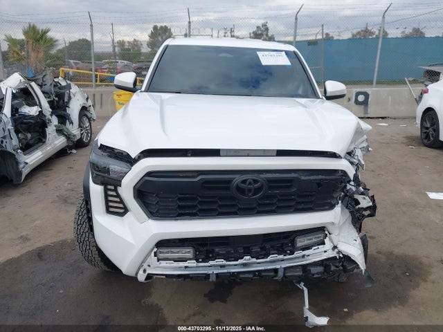 3TMLB5JN5RM046402 Toyota Tacoma Trd Off Road