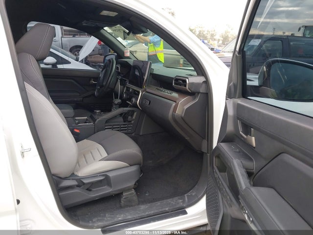 3TMLB5JN5RM046402 Toyota Tacoma Trd Off Road