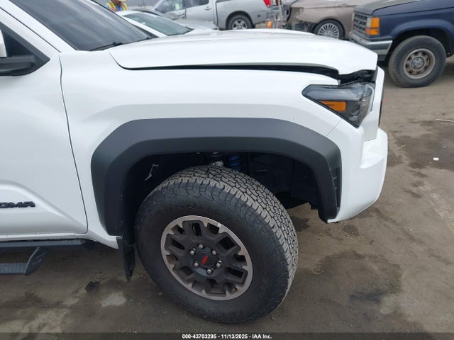 3TMLB5JN5RM046402 Toyota Tacoma Trd Off Road
