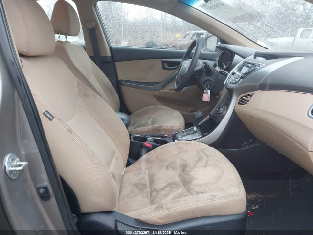 Продажа на аукционе авто 2013 Hyundai Elantra Gls, vin: 5NPDH4AE4DH285046, номер лота: 43703297