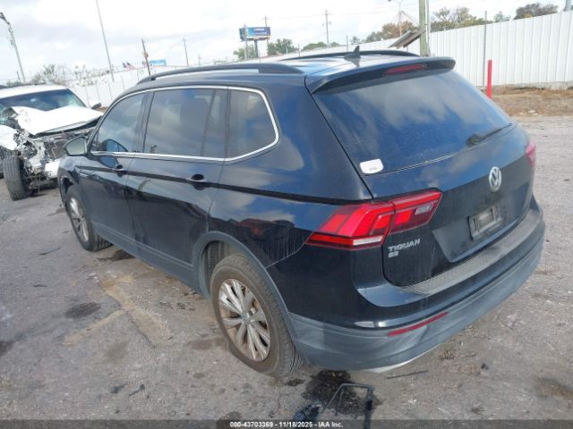 2019 VOLKSWAGEN TIGUAN 3VV3B7AX5KM070672 Photo 2