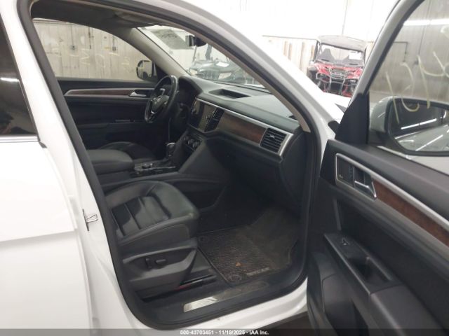 2019 VOLKSWAGEN ATLAS 1V2NR2CA6KC550508 Photo 4