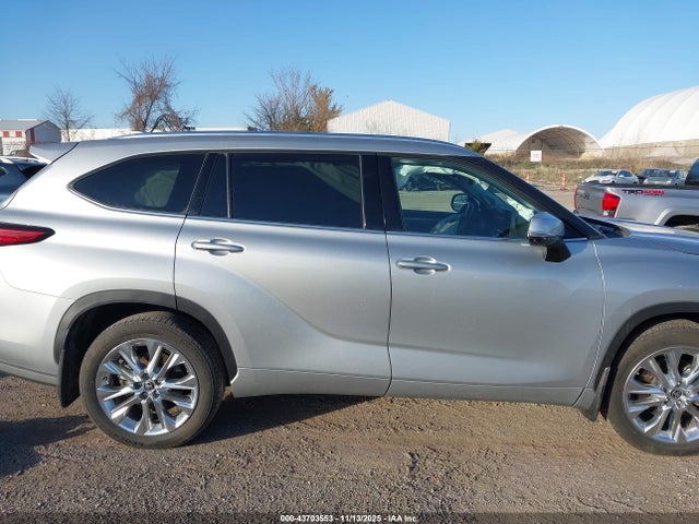 Toyota Highlander Limited 2021 5TDDZRBH0MS554477 Image 14