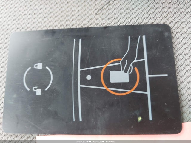 2024 TESLA MODEL Y 7SAYGDEE1RA321795 Photo 10