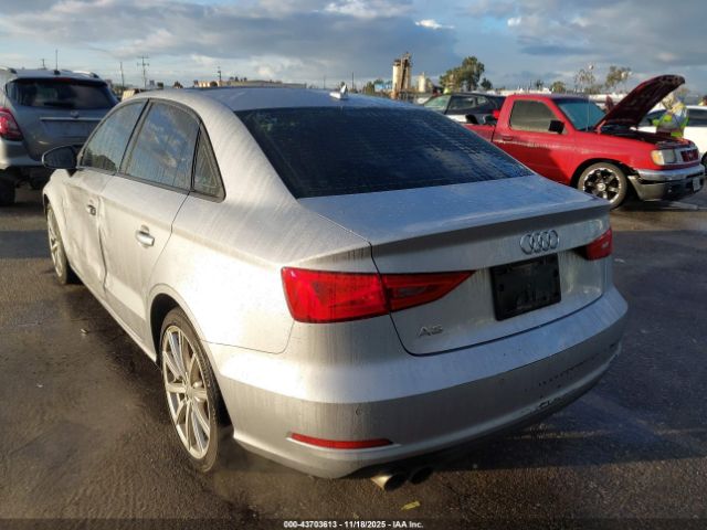 2016 AUDI A3 WAUA7GFF2G1031658 Photo 2