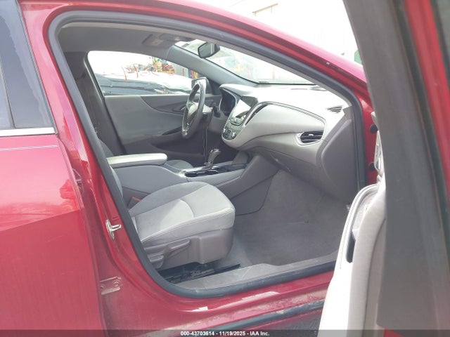 1G1ZF5SX4GF218200 Chevrolet MALIBU 2LT