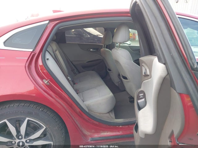 1G1ZF5SX4GF218200 Chevrolet MALIBU 2LT