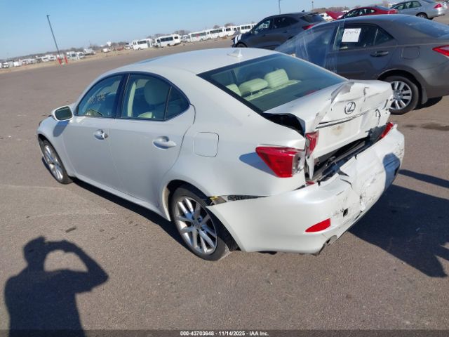 2011 LEXUS IS 350 JTHCE5C27B5002017 Photo 2