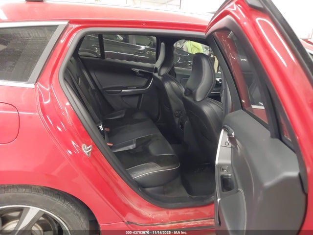2015 VOLVO V60 YV1902SH9F1209000 Photo 7
