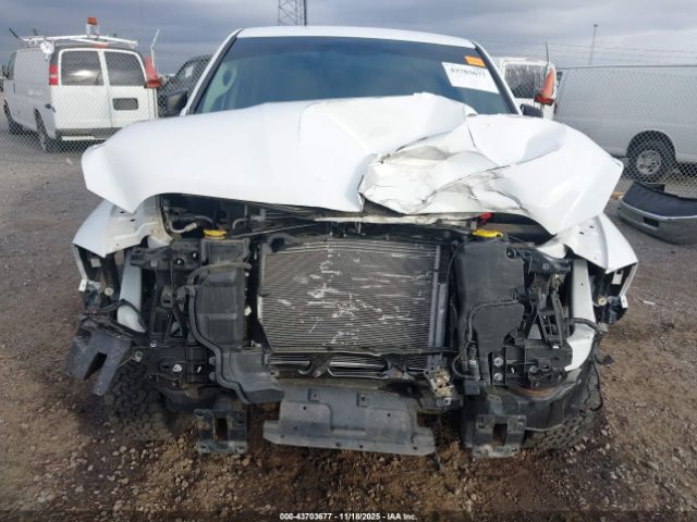 2019 RAM 1500 CLASSIC 1C6RR6TT5KS693698 Photo 5