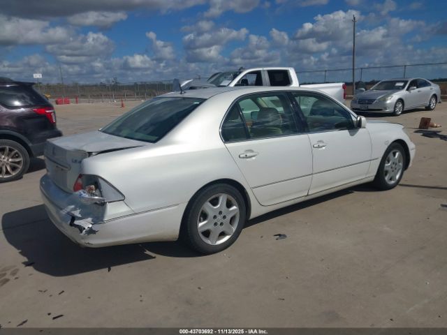 2004 LEXUS LS 430 JTHBN36F040157362 Photo 3