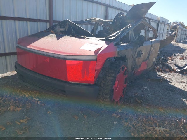 2024 TESLA CYBERTRUCK 7G2CEHED9RA048890 Photo 1