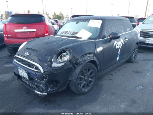 2017 MINI HARDTOP WMWXP7C5XH2C61386 Photo 1