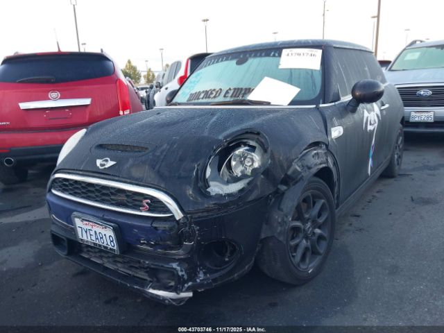2017 MINI HARDTOP WMWXP7C5XH2C61386 Photo 5