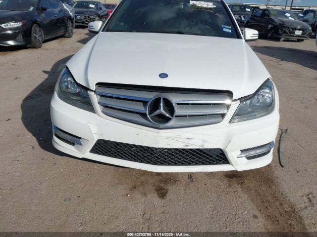 2013 MERCEDES-BENZ C 350 WDDGF5HB2DR271844 Photo 5