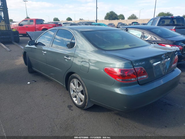 2005 LEXUS ES 330 JTHBA30G155097433 Photo 2