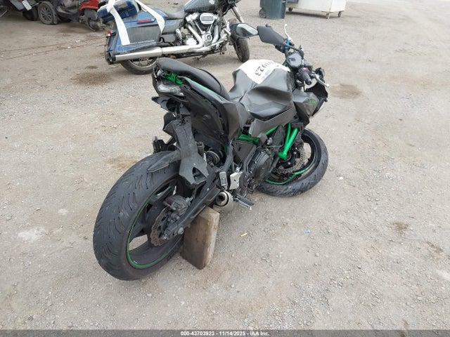 2023 KAWASAKI ER650 ML5EREN19PDA96317 Photo 3