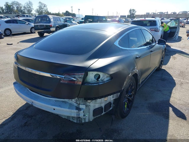 2016 TESLA MODEL S 5YJSA1E14GF150198 Photo 3