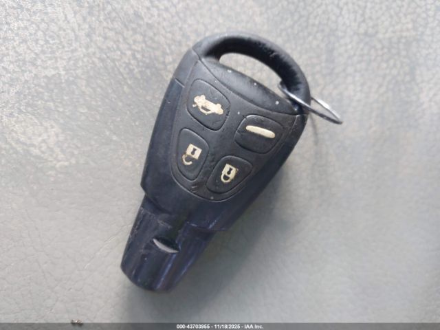 2011 SAAB 9-3 YS3FA7CY4B1304455 Photo 10