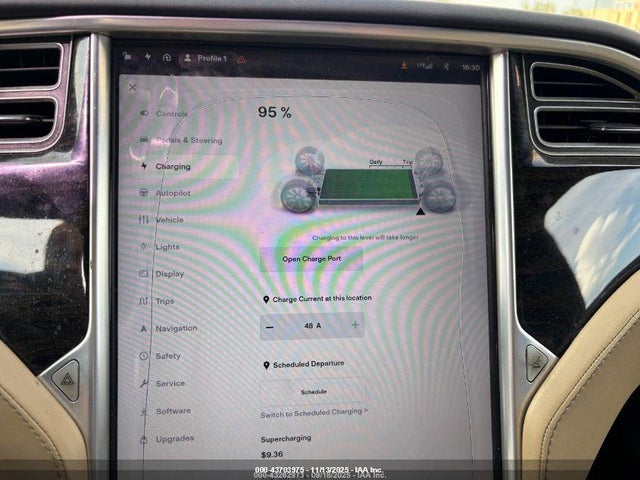 43703975 :رقم المزاد ، 5YJSA1E21GF156369 vin ، 2016 Tesla Model S مزاد بيع